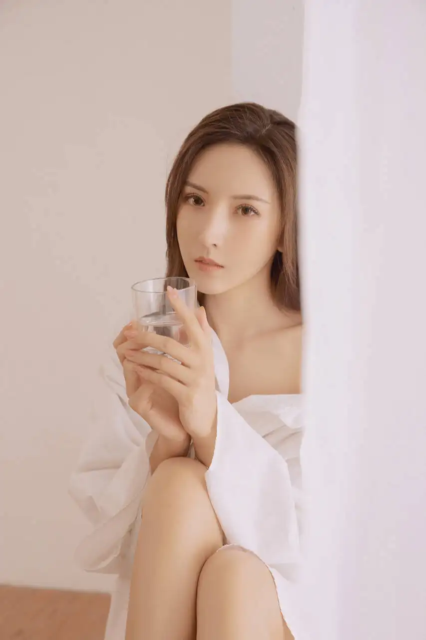安宁贵阳私人伴游幼师费费子