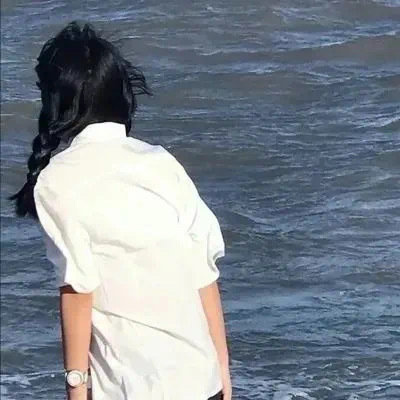 安宁伴游女生武映颖的资料