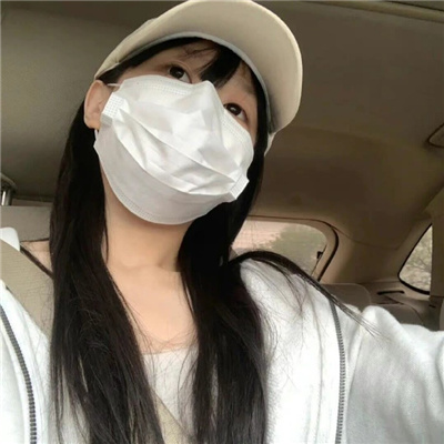 安宁伴游女生闫静槐的资料