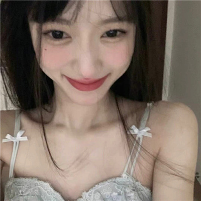 安宁伴游女生楚方方的资料